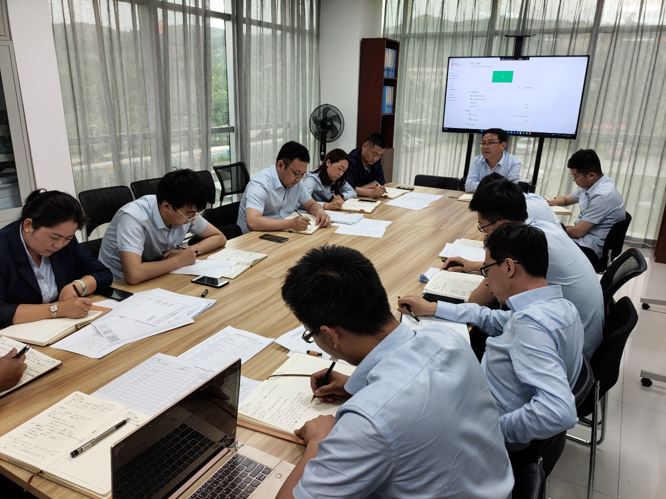 xk体育-xk体育(中国)官方网站
平煤机公司开展作风集中整顿月活动第二期工作总结(图1)