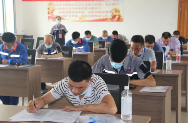 xk体育-xk体育(中国)官方网站
泓盛达公司在“焊工”技能大赛中取得好成绩(图2)